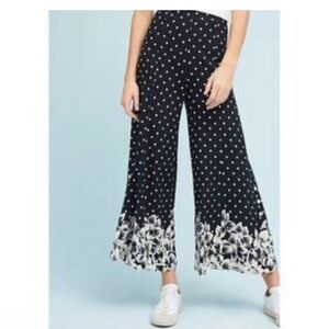 Anthropologie Black and White Floral Wide-Leg Pants size 4